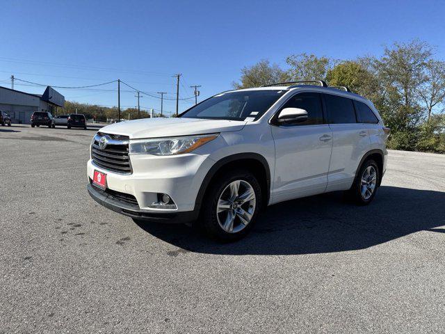 used 2016 Toyota Highlander car, priced at $19,996