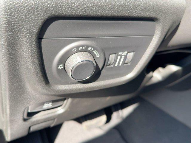 new 2025 Jeep Grand Cherokee car, priced at $36,991