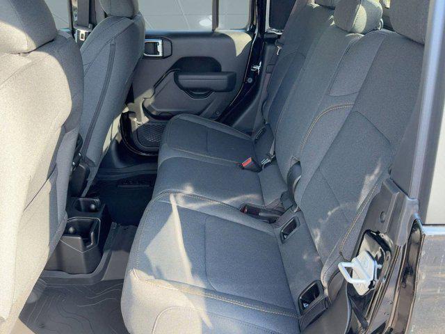 new 2026 Jeep Gladiator car, priced at $48,991