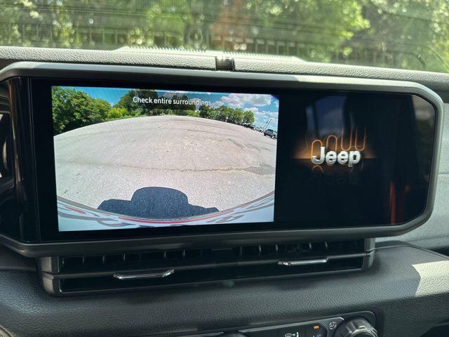 new 2025 Jeep Wrangler car, priced at $40,991