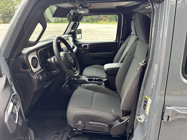 new 2025 Jeep Wrangler car, priced at $41,461