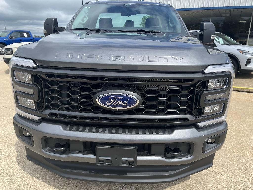 new 2025 Ford F-350 car, priced at $63,339