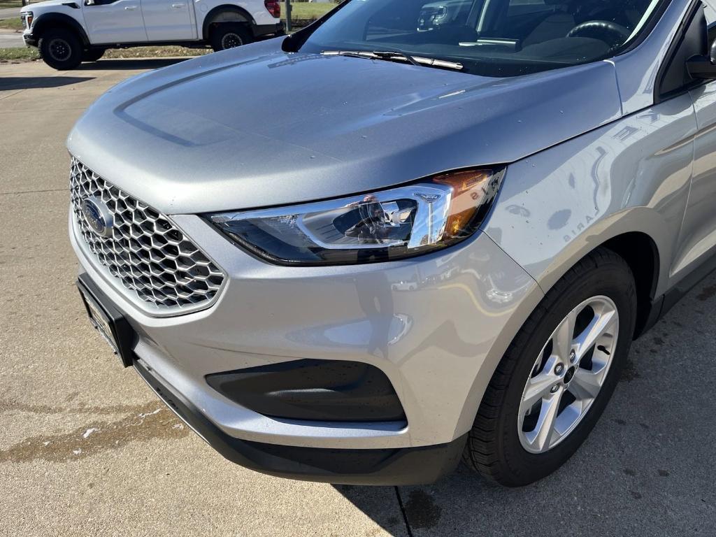 new 2024 Ford Edge car