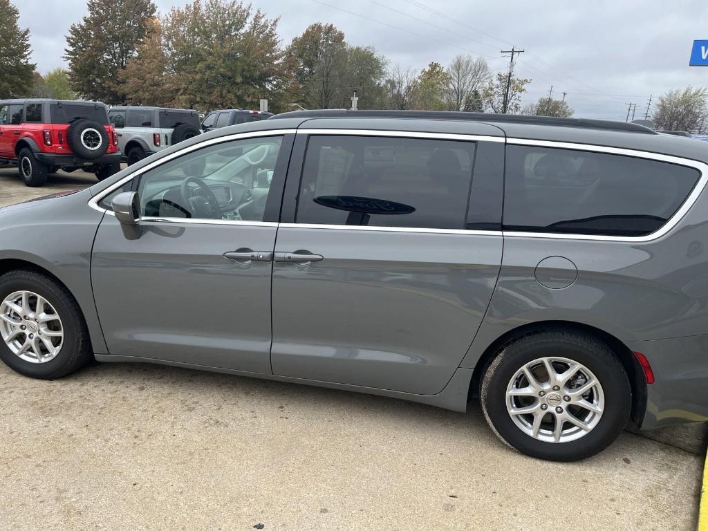 used 2022 Chrysler Pacifica car, priced at $28,995