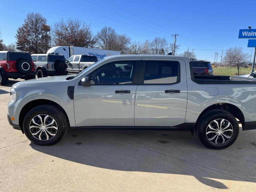 new 2024 Ford Maverick car, priced at $28,827