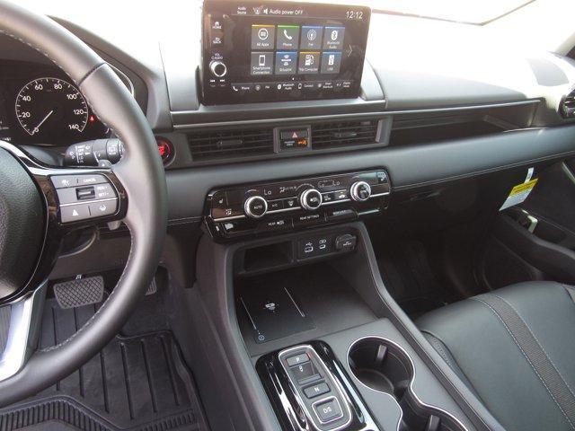 new 2025 Honda Pilot car, priced at $49,705