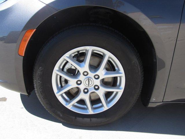 used 2021 Chrysler Pacifica car, priced at $22,332