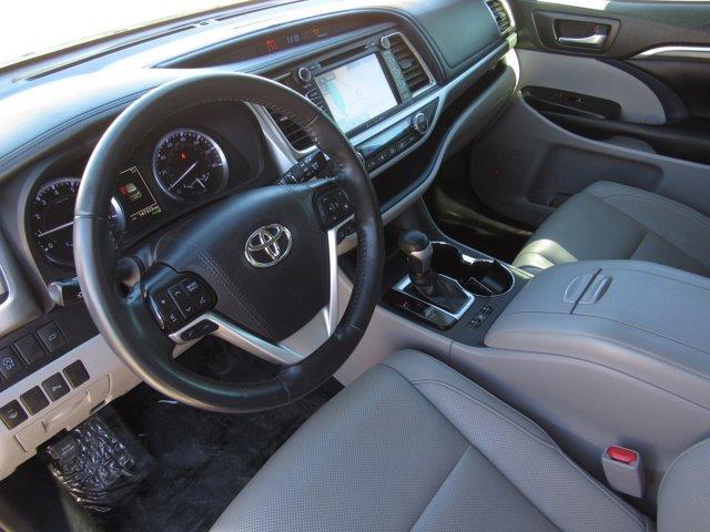 used 2019 Toyota Highlander car, priced at $21,711