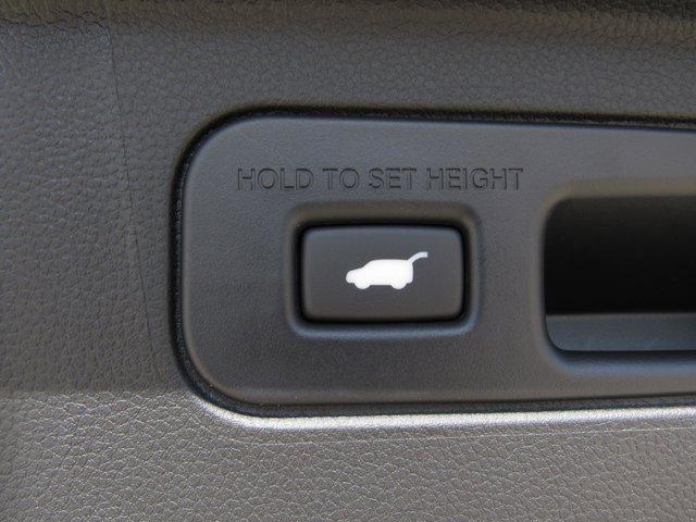 new 2025 Honda Pilot car, priced at $51,830