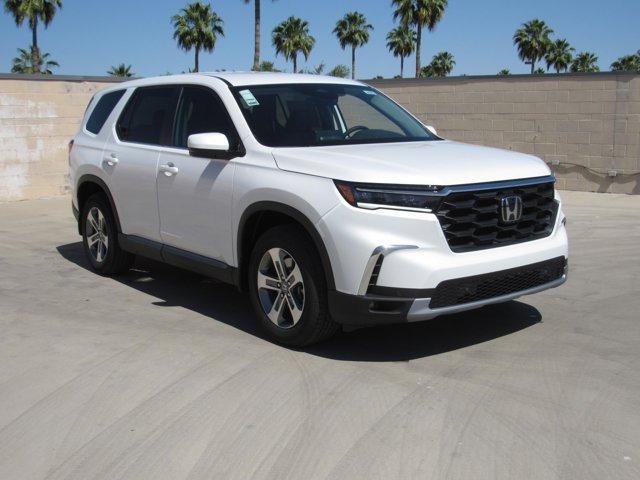 new 2025 Honda Pilot car, priced at $49,650