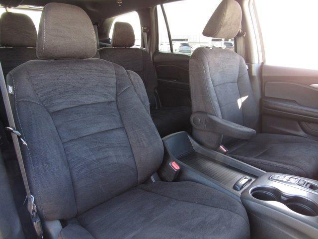 used 2022 Honda Pilot car, priced at $29,374