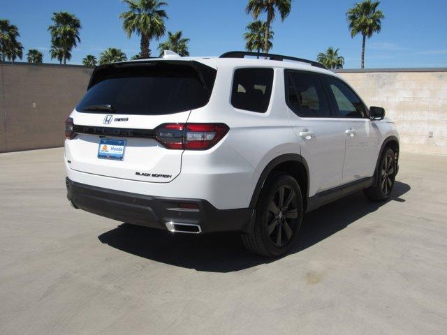 new 2025 Honda Pilot car, priced at $58,205
