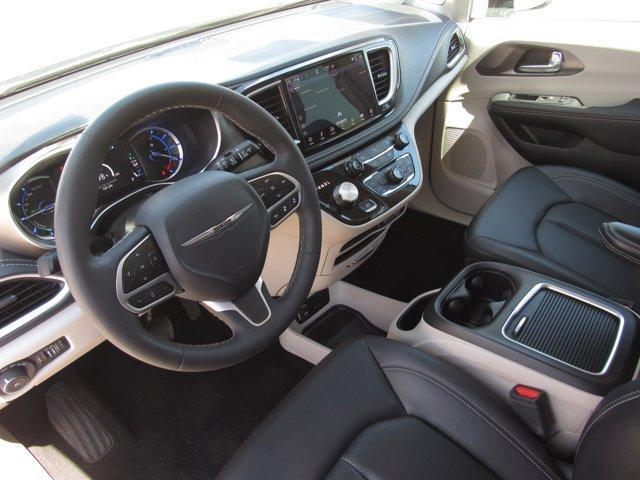 used 2024 Chrysler Pacifica Hybrid car, priced at $33,999