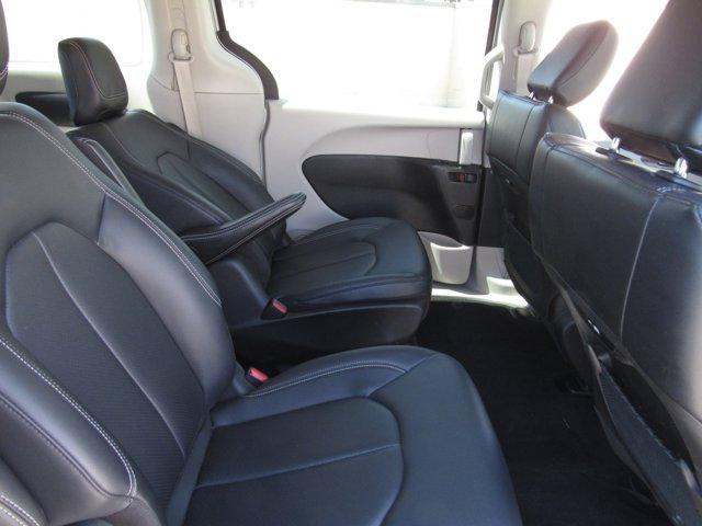 used 2024 Chrysler Pacifica Hybrid car, priced at $33,999