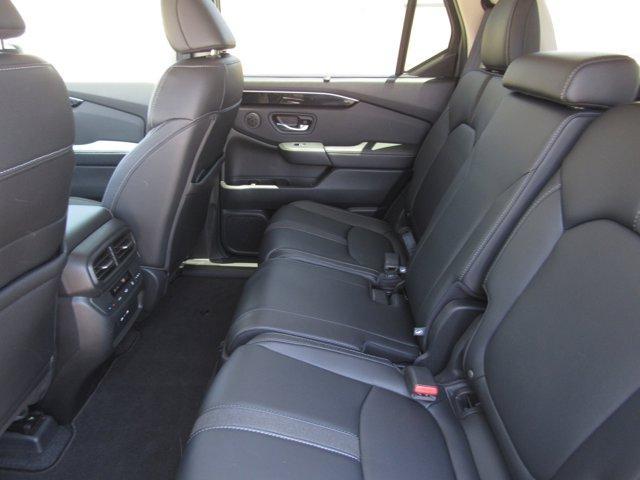 used 2025 Honda Pilot car, priced at $42,226