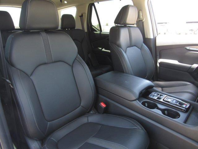 used 2025 Honda Pilot car, priced at $42,226