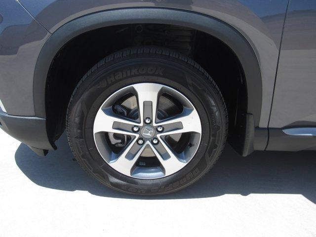 used 2025 Honda Pilot car, priced at $42,226