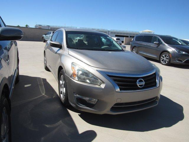 used 2015 Nissan Altima car