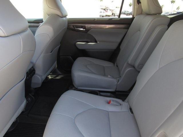 used 2023 Toyota Highlander car, priced at $44,777