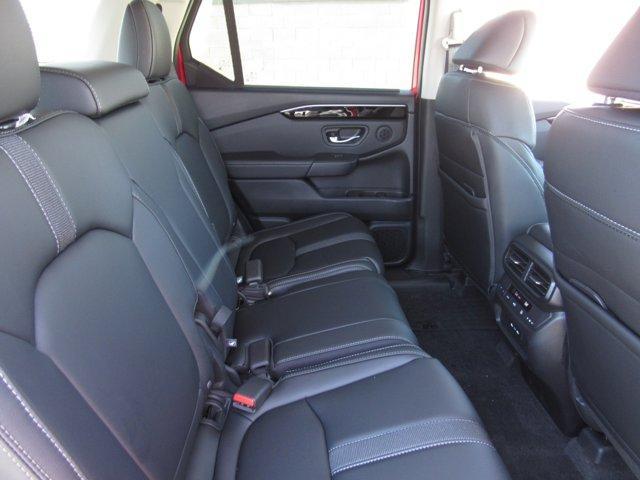 new 2025 Honda Pilot car, priced at $49,405