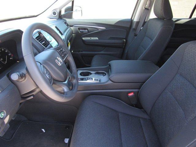 new 2025 Honda Ridgeline car, priced at $44,300