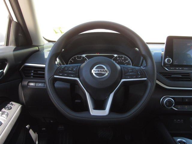 used 2022 Nissan Altima car, priced at $22,977