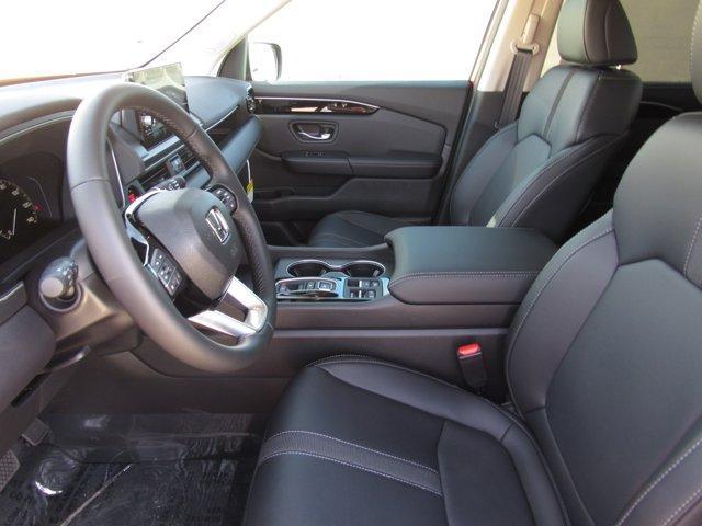 new 2025 Honda Pilot car, priced at $49,405