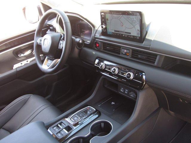 new 2025 Honda Pilot car, priced at $54,530
