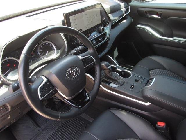 used 2023 Toyota Highlander car, priced at $37,280