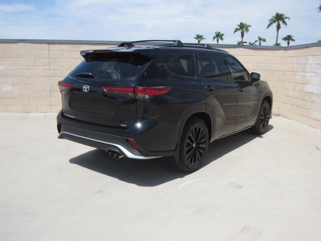 used 2023 Toyota Highlander car, priced at $37,280