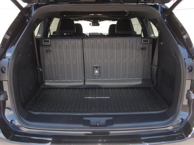 used 2023 Toyota Highlander car, priced at $37,280