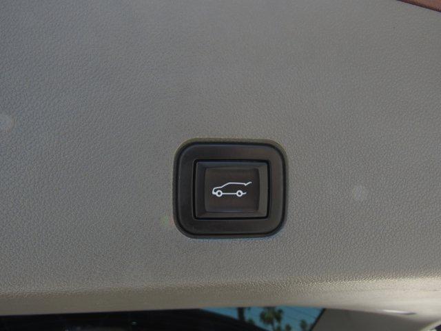 used 2022 Cadillac XT6 car, priced at $34,998