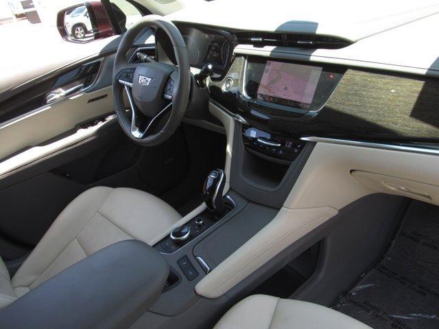 used 2022 Cadillac XT6 car, priced at $34,998