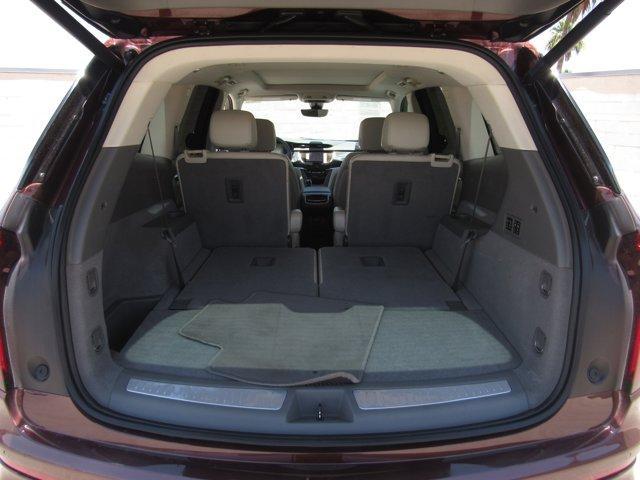 used 2022 Cadillac XT6 car, priced at $34,998