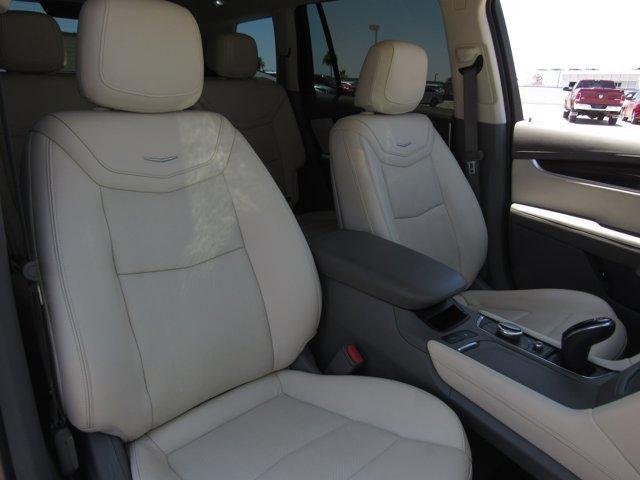 used 2022 Cadillac XT6 car, priced at $34,998