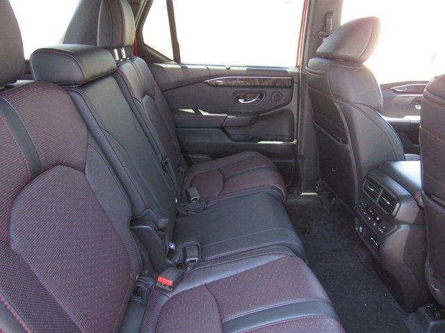 new 2025 Honda Pilot car, priced at $56,485