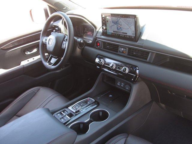 new 2025 Honda Pilot car, priced at $56,485
