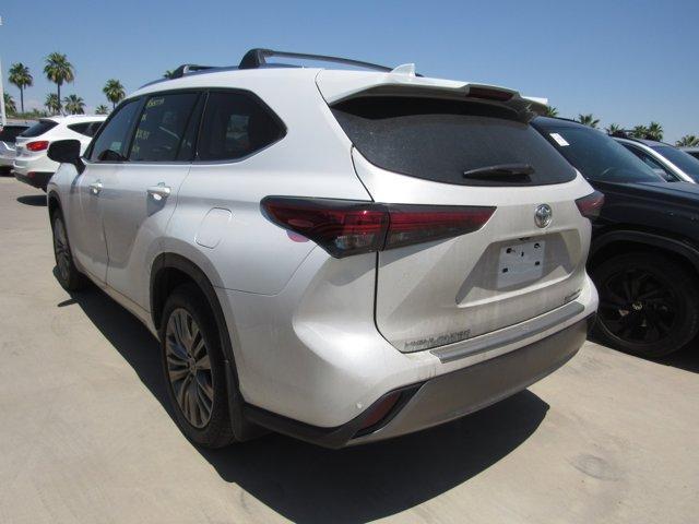 used 2023 Toyota Highlander car, priced at $47,876