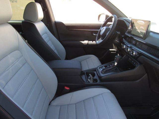 new 2026 Honda CR-V Hybrid car, priced at $43,700
