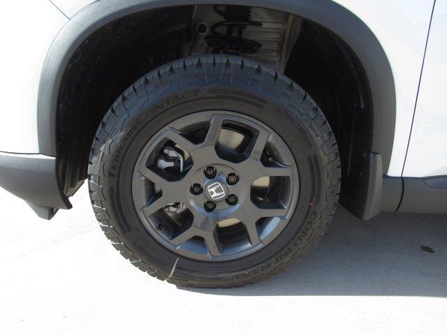 new 2025 Honda Pilot car, priced at $51,350