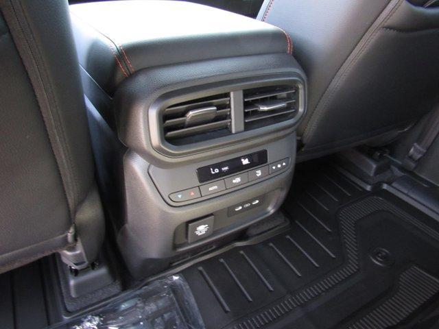new 2025 Honda Pilot car, priced at $51,350