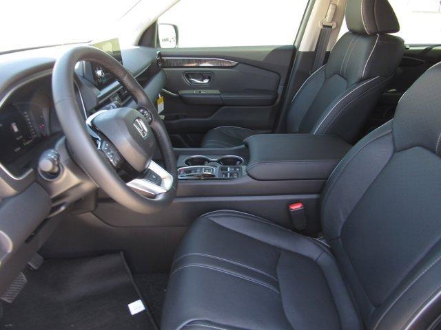 new 2025 Honda Pilot car, priced at $54,985