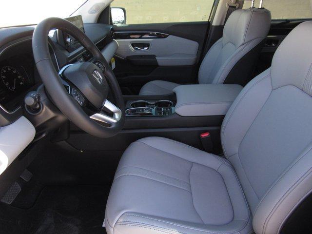 new 2025 Honda Pilot car, priced at $51,505