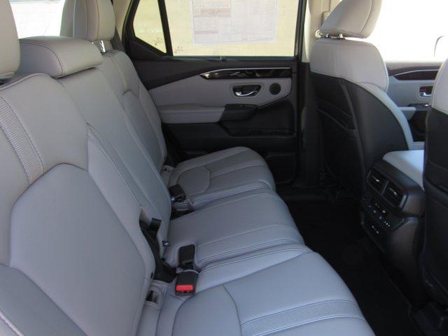 new 2025 Honda Pilot car, priced at $51,505
