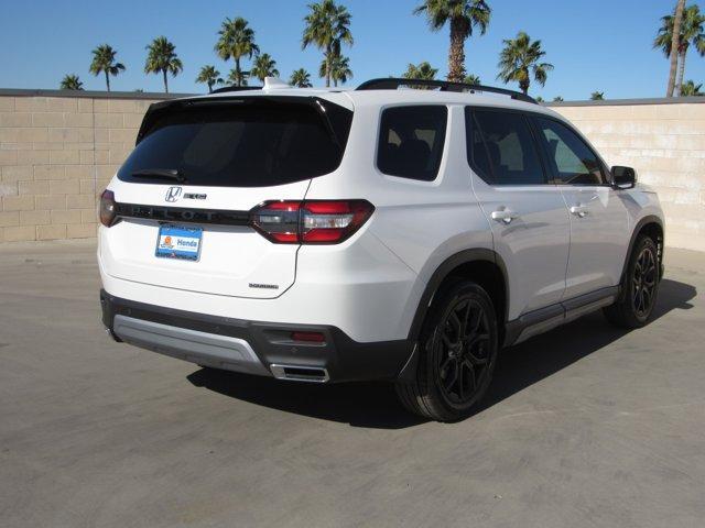 new 2025 Honda Pilot car, priced at $53,705