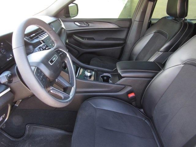 used 2024 Jeep Grand Cherokee car, priced at $39,846