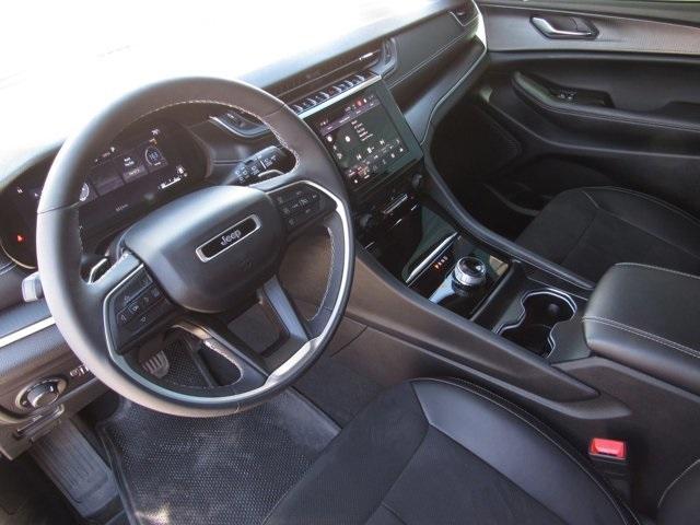 used 2024 Jeep Grand Cherokee car, priced at $39,846