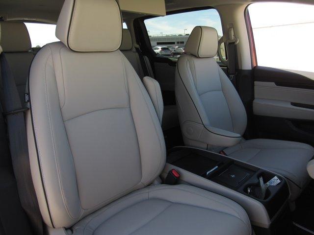 new 2026 Honda Odyssey car, priced at $49,445