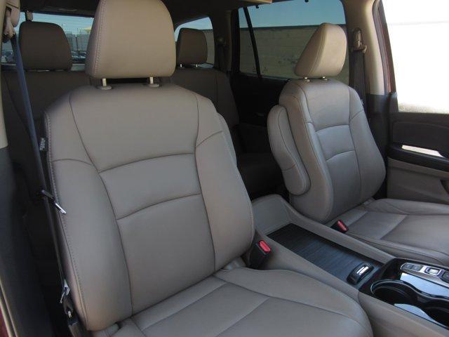 used 2022 Honda Pilot car, priced at $31,997