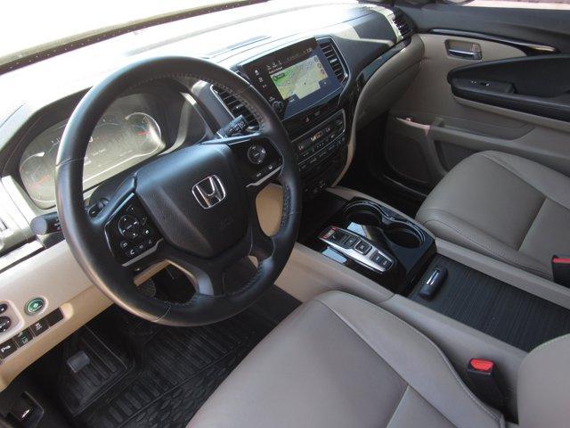used 2022 Honda Pilot car, priced at $31,997